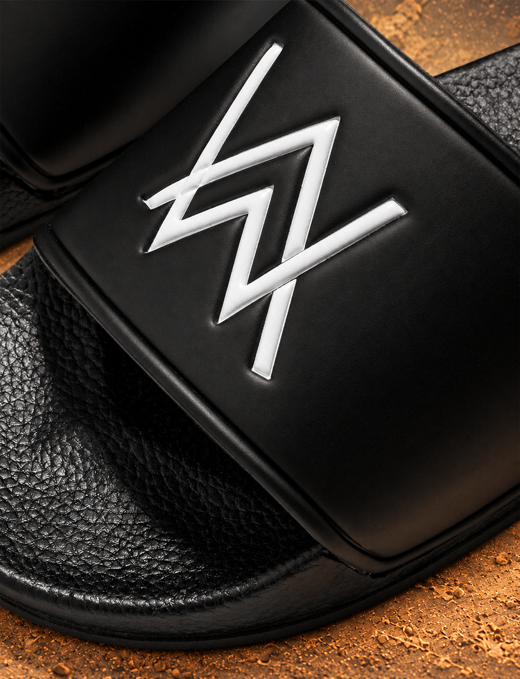 SANDAL LOGO
